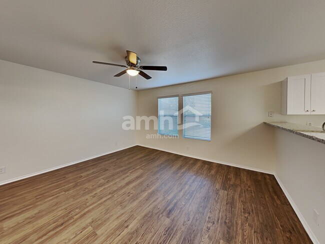 Building Photo - 2726 Gato Del Sol