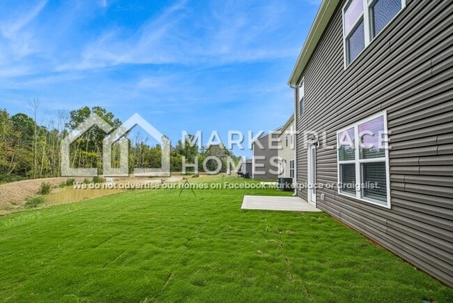 Building Photo - 4146 Hines Ln NE