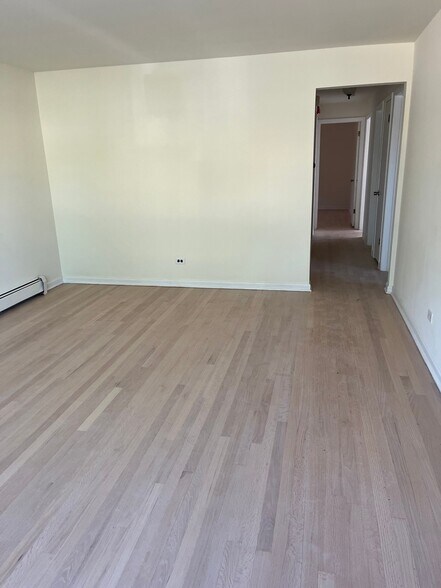 Building Photo - 1712 35th Ave