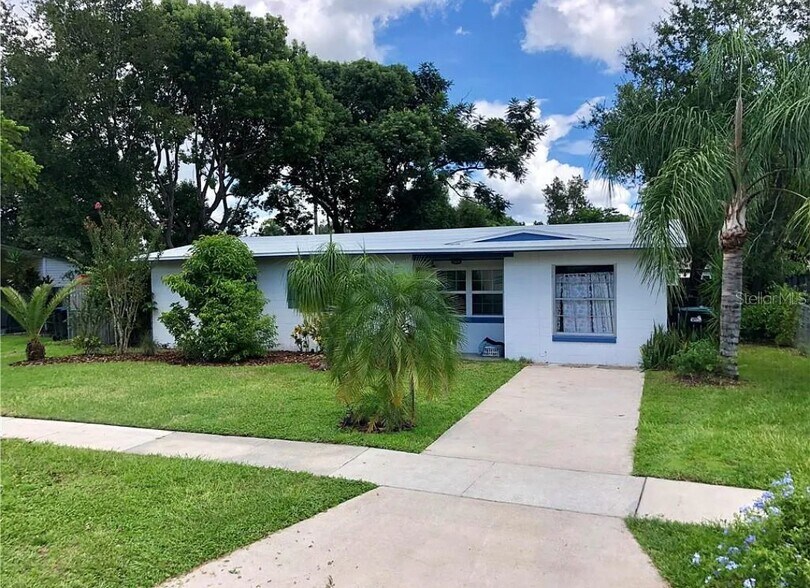 Primary Photo - 5807 Colchester Dr