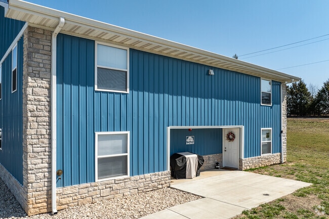 Building Photo - The Willows