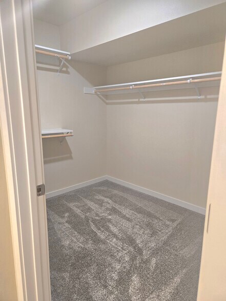 Walk-in Master Closet - 1408 Edington Ave