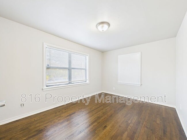 Building Photo - 4036 Cleveland Ave.