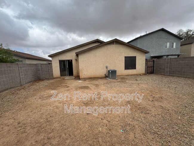 Building Photo - 1841 E Desert Rose Trail