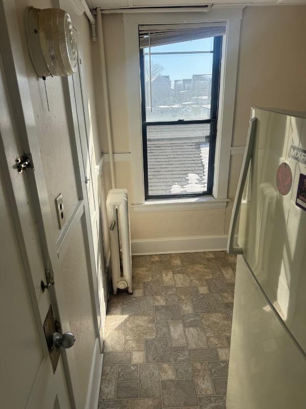 Building Photo - 215 Main St