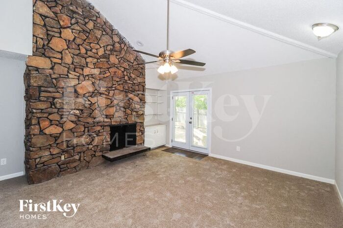 Building Photo - 5202 Wren Cove