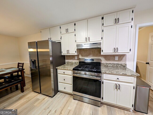 Building Photo - 7834 Fielder Rd