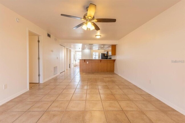 Building Photo - 6800 Placida Rd