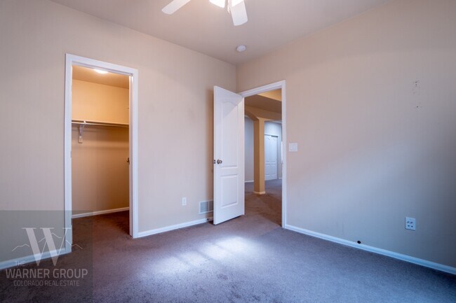 Building Photo - 8117 Kettle Drum St