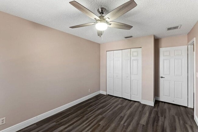 Building Photo - 6384 Adriatic Way