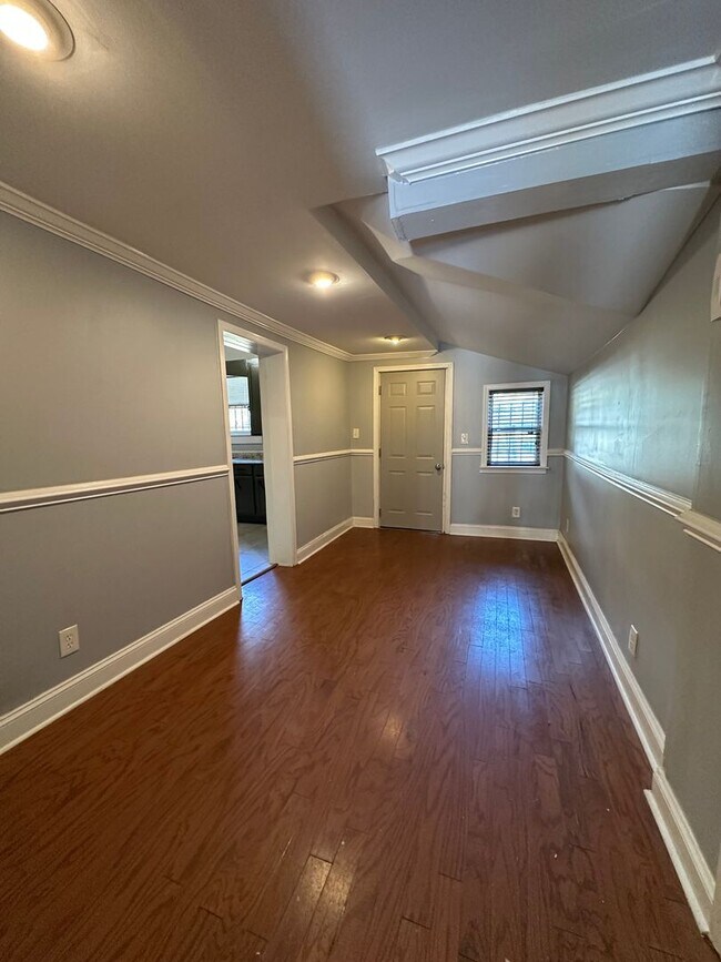 Building Photo - Village of West Greenville home with a large fenced yard!