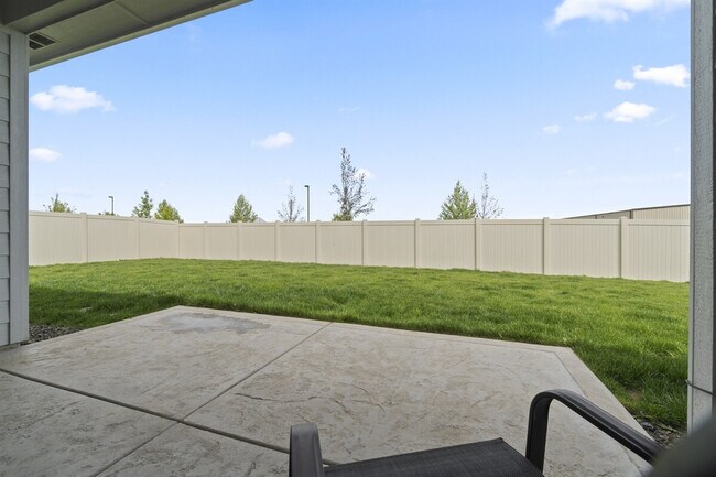 Building Photo - 8311 E Stone Valley St