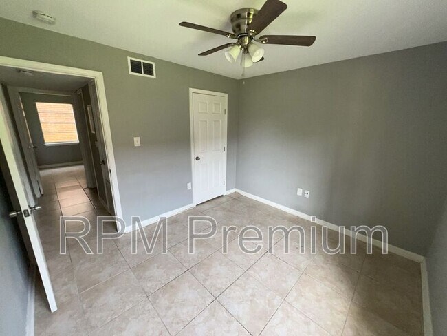 Building Photo - 5159 Baker Blvd