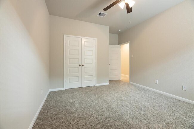 Building Photo - 503 Spring Flower Ct