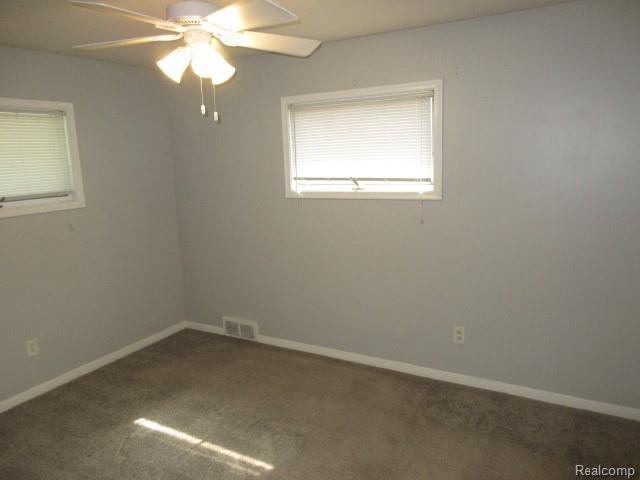 Building Photo - 322 Catalpa Dr
