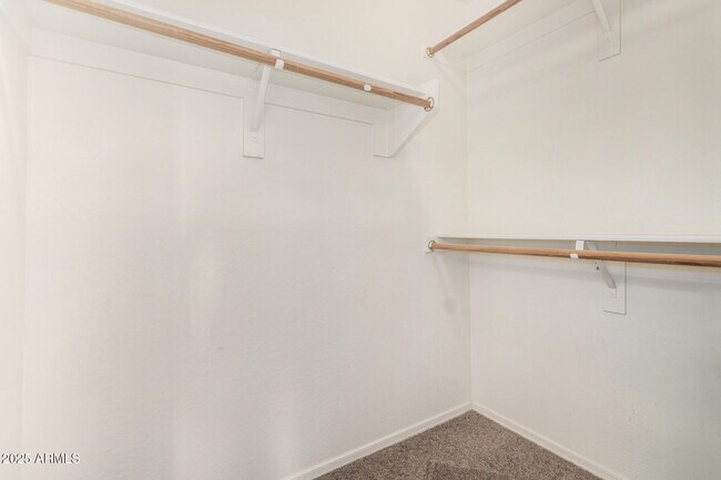 Building Photo - 2129 E Danbury Rd