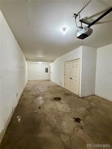 Building Photo - 9404 Ashbury Cir