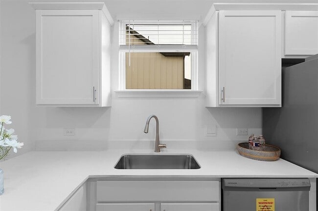 Building Photo - 2524 Ophelia Levi Ln