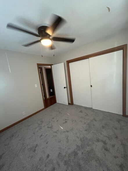 Building Photo - 351 E Spruce St