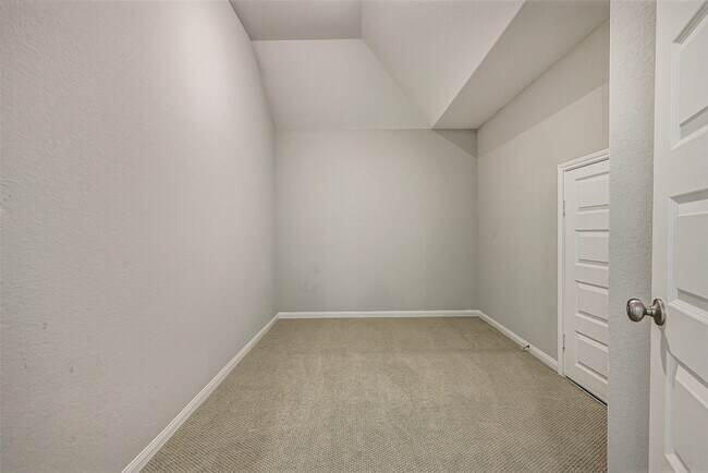 Building Photo - 2641 Summer Indigo Trl