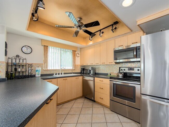 Building Photo - 1401 Gulf Blvd