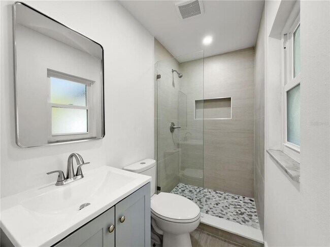 Building Photo - 941 Kathy St