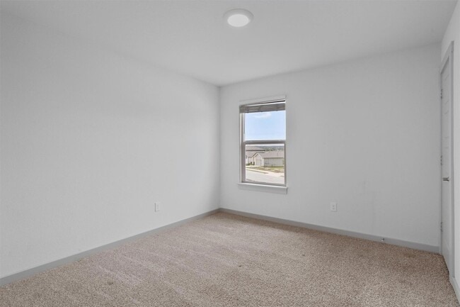 Building Photo - 214 New Hampton Wy