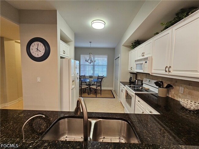 Building Photo - 10530 Amiata Way