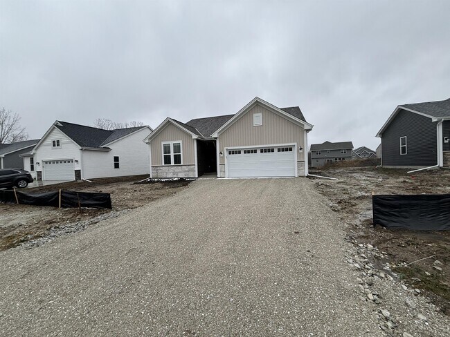 Primary Photo - 549 Calvin Ln