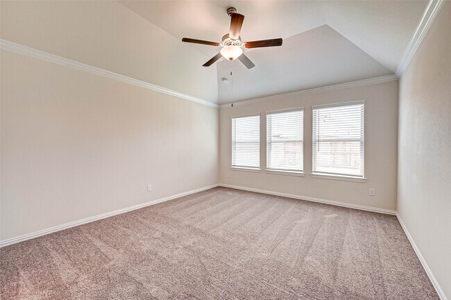 Building Photo - 2307 Green Kale Dr