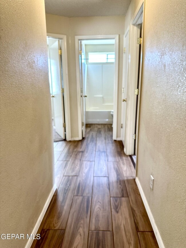 Building Photo - 12408 Tierra Maria Ct