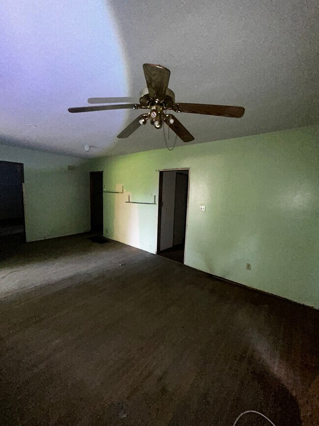 Building Photo - 8521 Clifton Ave