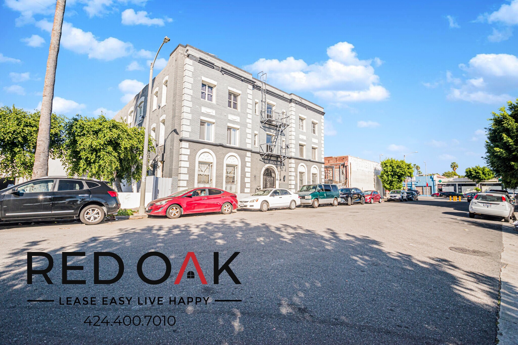 Building Photo - 5407 Sierra Vista Ave