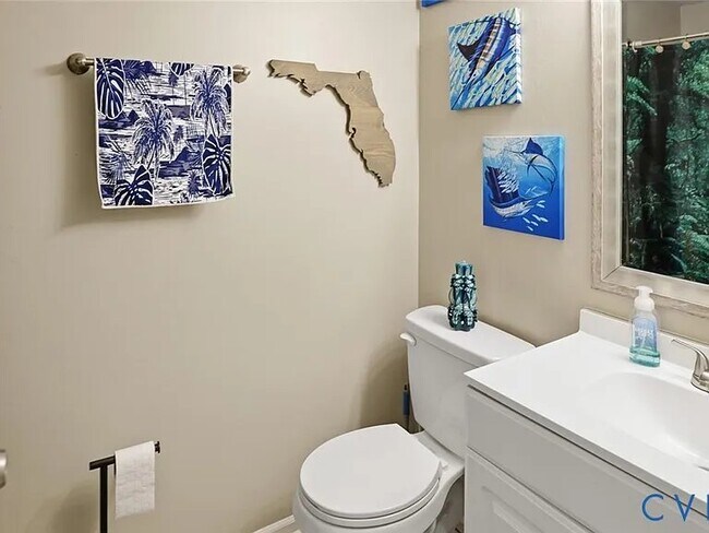 Building Photo - 7604 Roscommon Ct