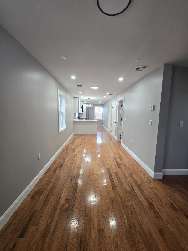 Building Photo - 13 Barstow St