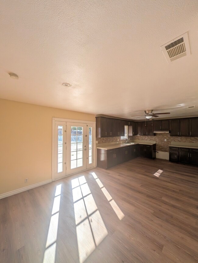 Building Photo - 26820 Cornell St