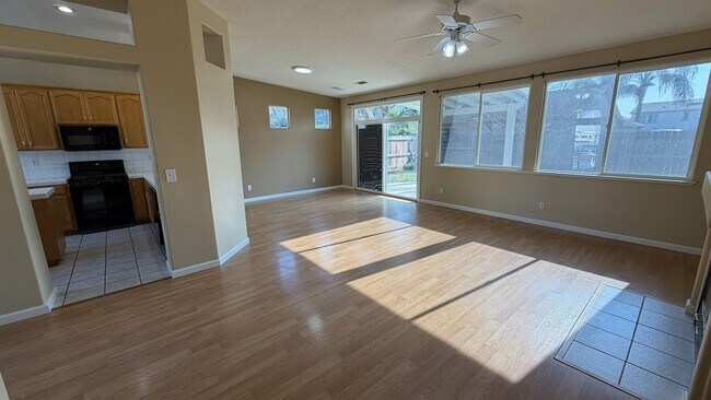 Building Photo - Single-Story Home for Lease – Manteca