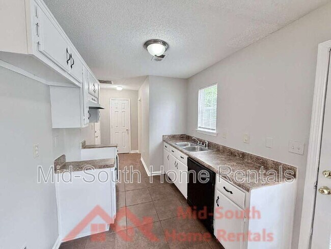 Building Photo - 3942 Chelsea Hill Dr