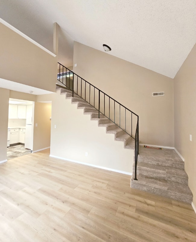 Interior Photo - Orchard Park