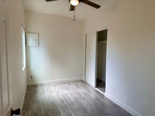 Building Photo - 523 N Citrus Ave