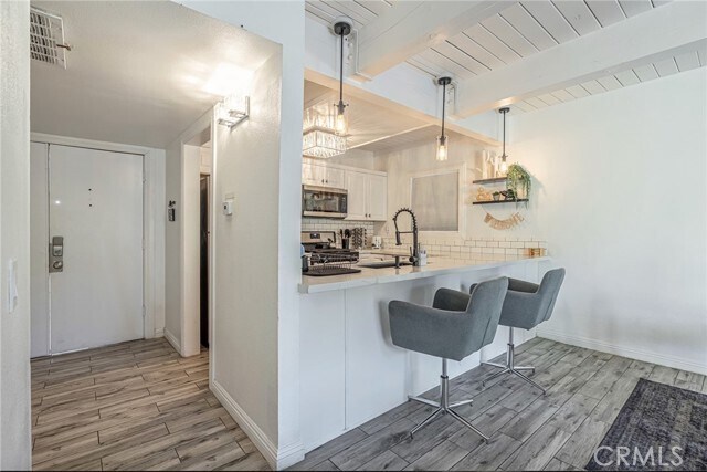 Building Photo - 43610 Stanridge Ave