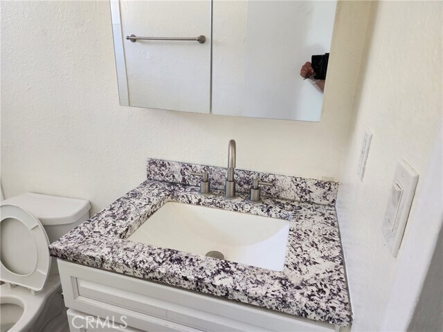 Building Photo - 1962 S Park Ave