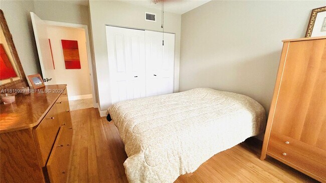 Building Photo - 250 NE 20th St