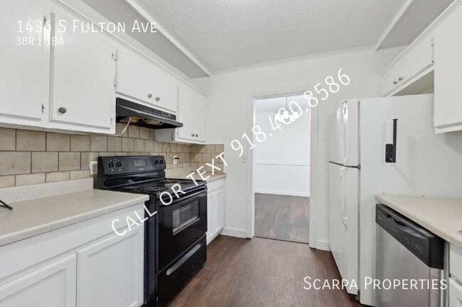 Building Photo - 1436 S Fulton Ave