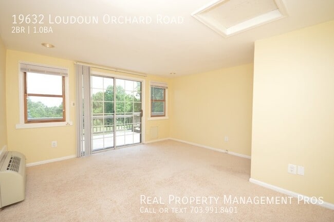 Building Photo - 19632 Loudoun Orchard Rd