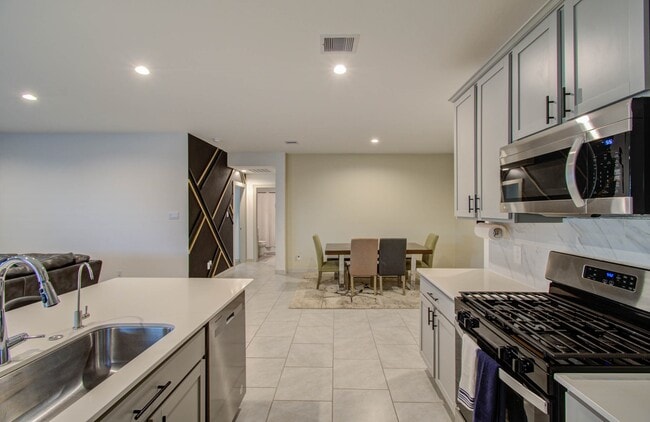 Building Photo - 29903 Violet sky Wy