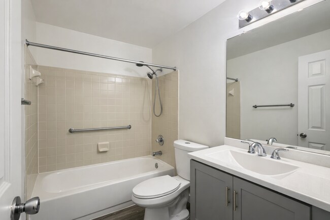 Building Photo - 4410 Lord Loudoun Ct