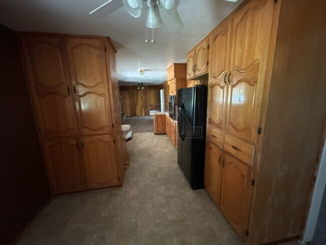 Building Photo - 3906 Clear Creek Rd, Killeen