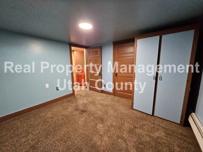 Building Photo - Downtown Spanish Fork Home