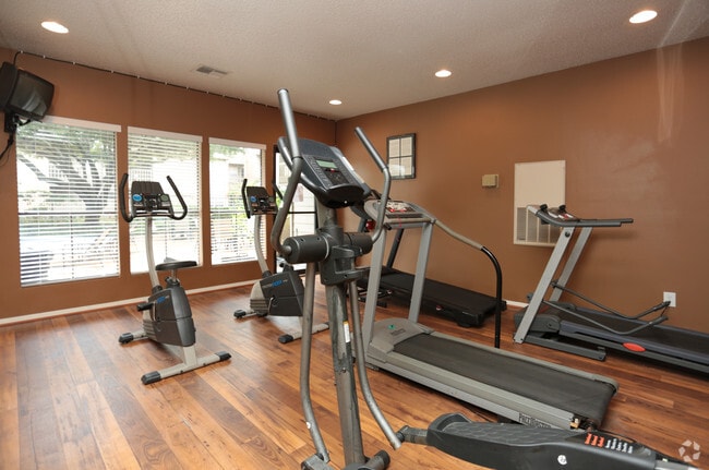 Fitness Center - Applewood Village
